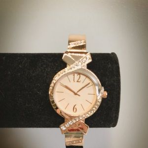 NEVER WORN Relic by. Fossil watch